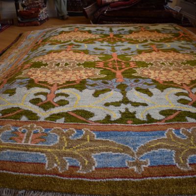 Oushak Large Persian carpets